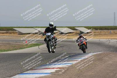 media/Sep-10-2023-Pacific Track Time (Sun) [[44210541ad]]/Group B/1220pm (Wheelie Bump)/
